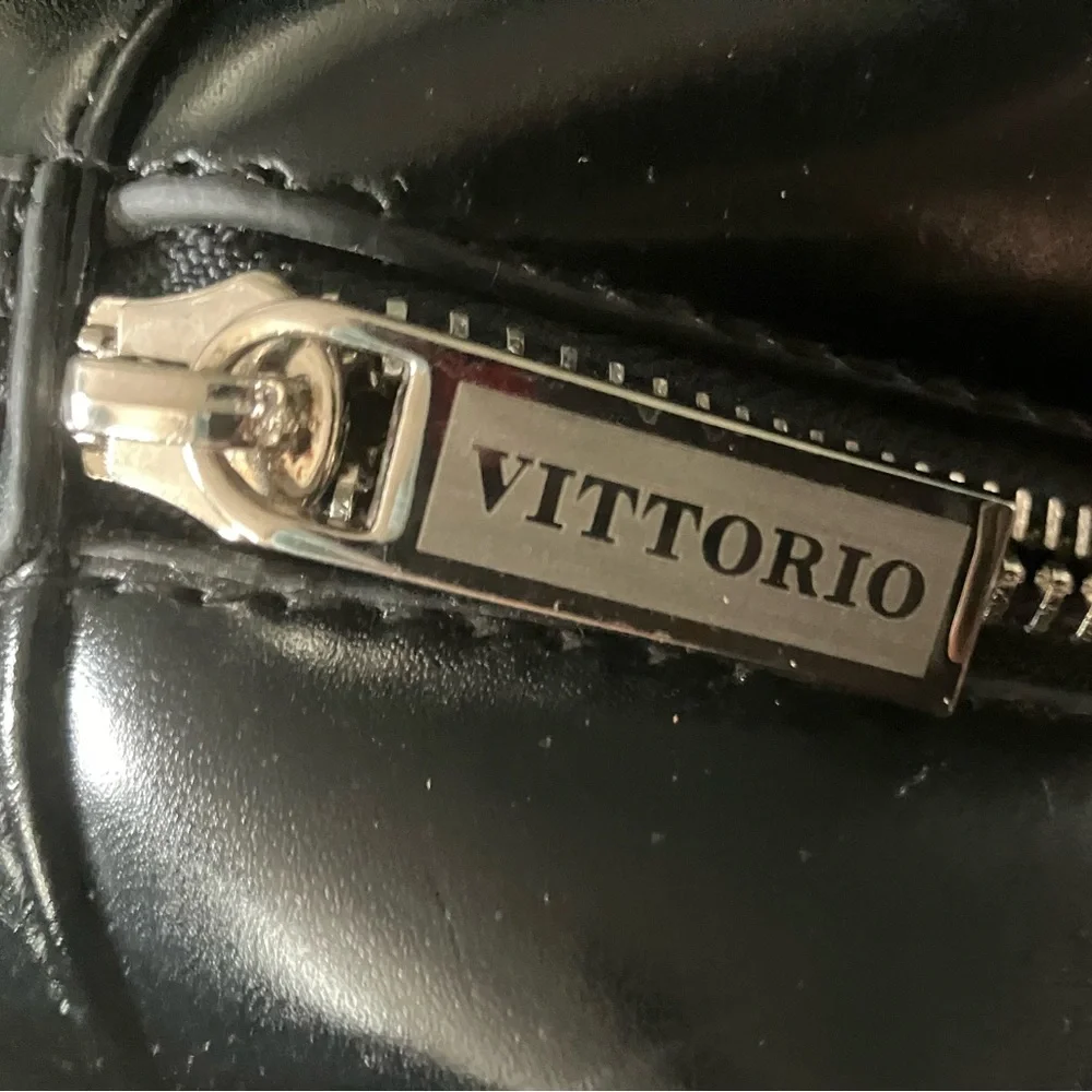 Sale! Genuine Vittorio Bag - Picture 10 of 12